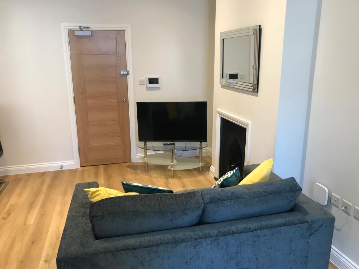 Heart Of Henley 1 & 2 Bedroom Apartments Exterior photo